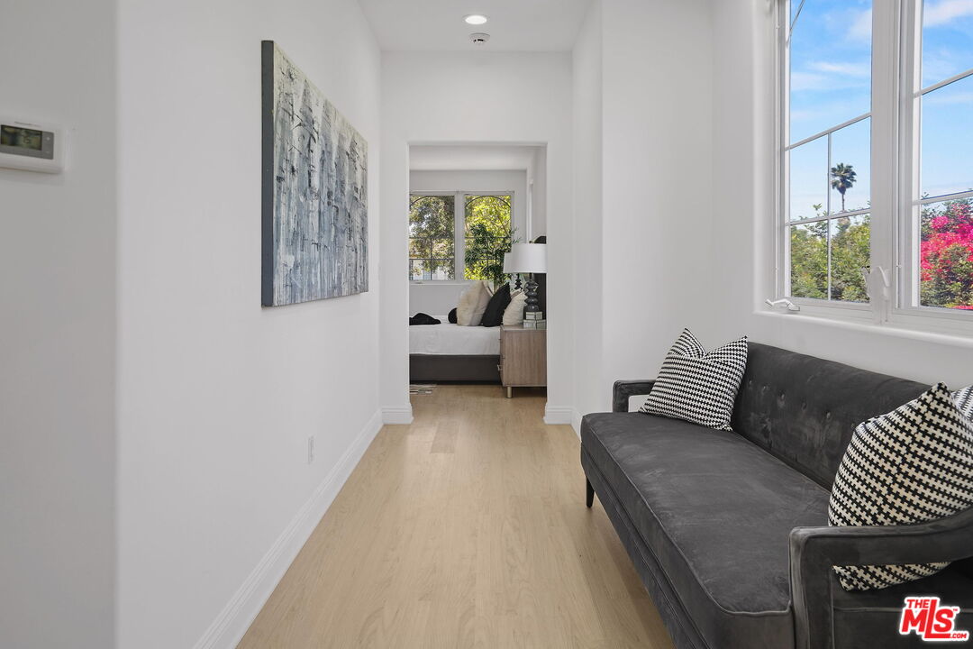 882 Harbor Crossing Ln