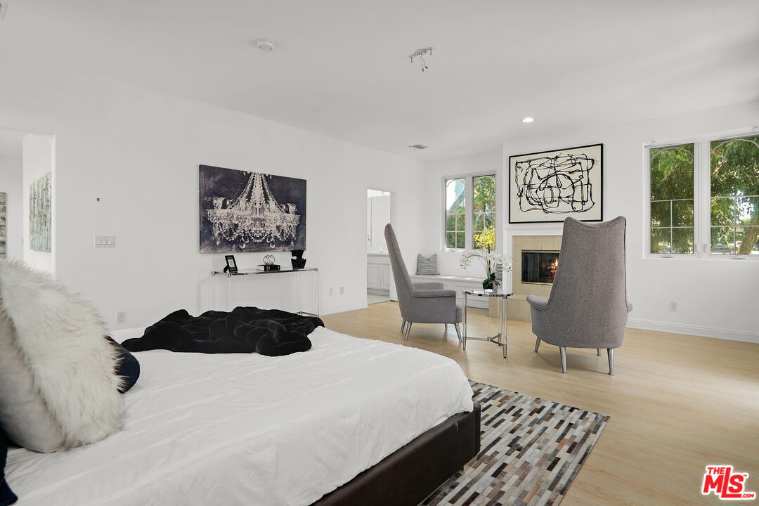 882 Harbor Crossing Ln