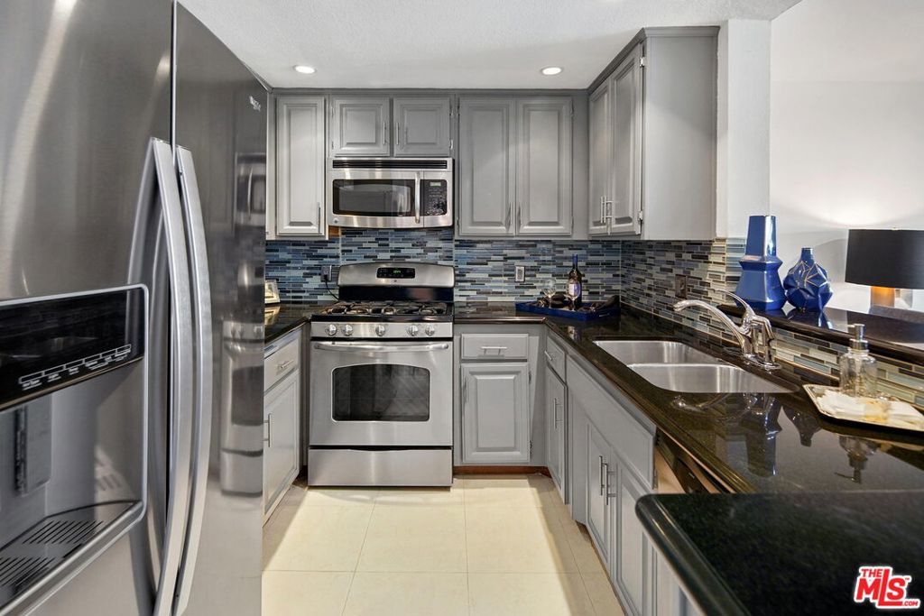 8512 TUSCANY Avenue 322