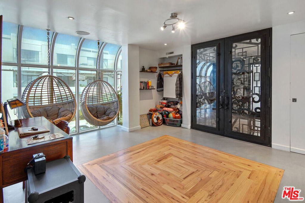 3401 PACIFIC Avenue 3