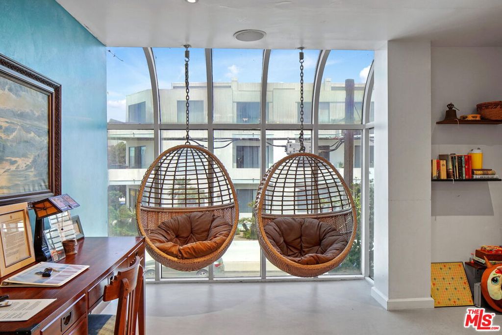 3401 PACIFIC Avenue 3