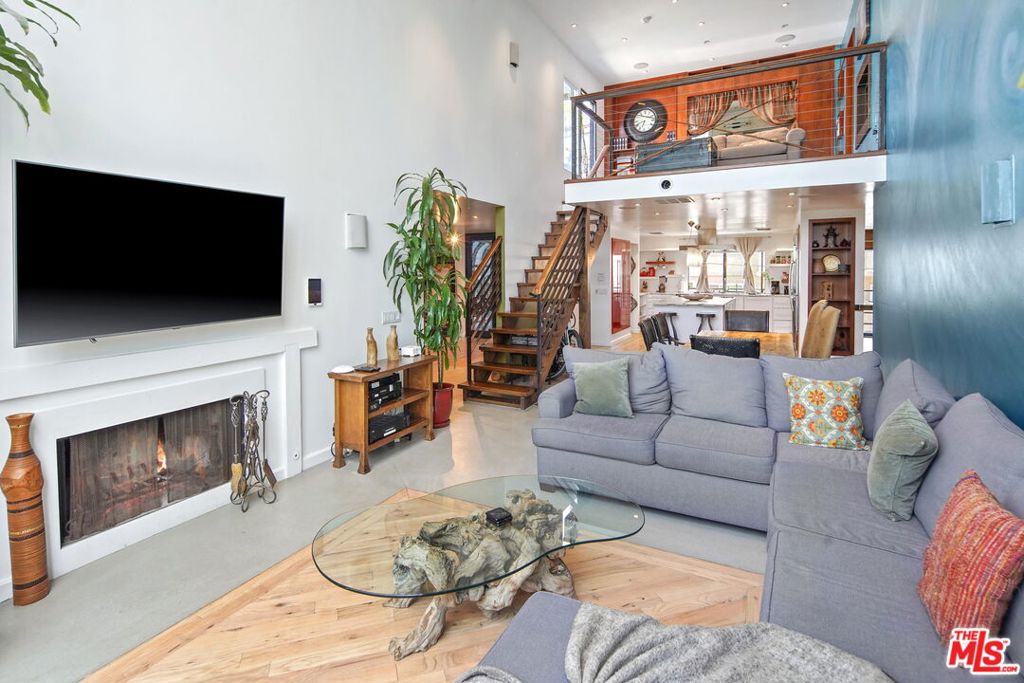 3401 PACIFIC Avenue 3