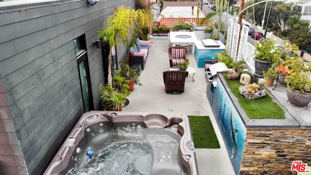 3401 PACIFIC Avenue 3