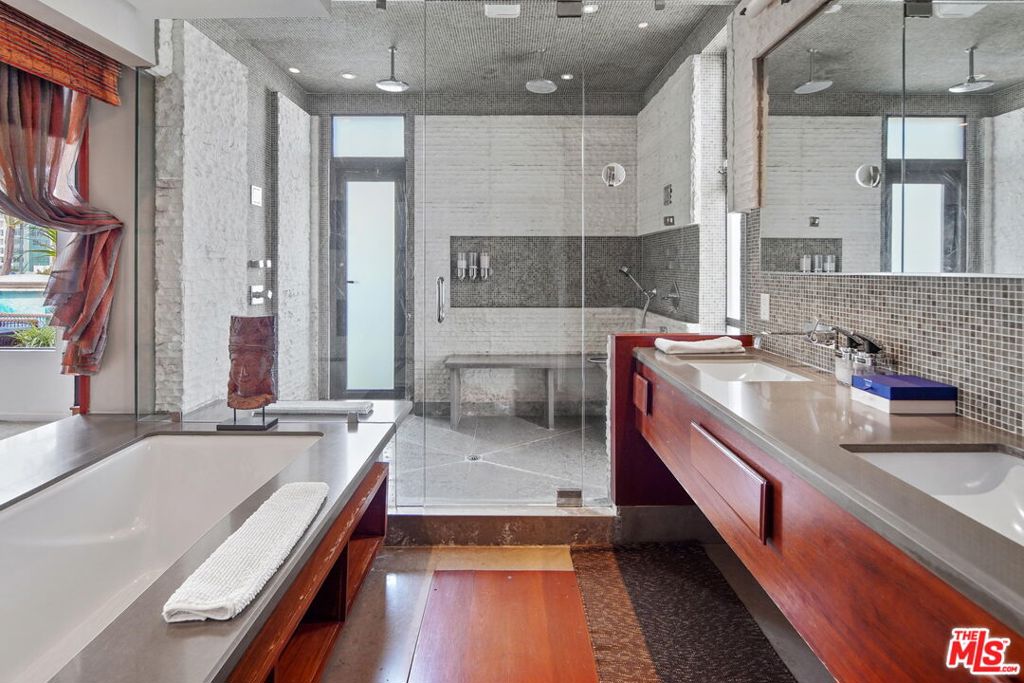 3401 PACIFIC Avenue 3