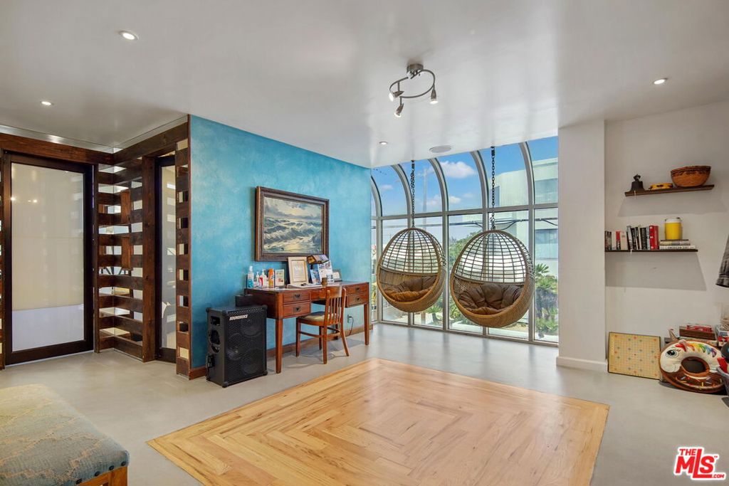 3401 PACIFIC Avenue 3