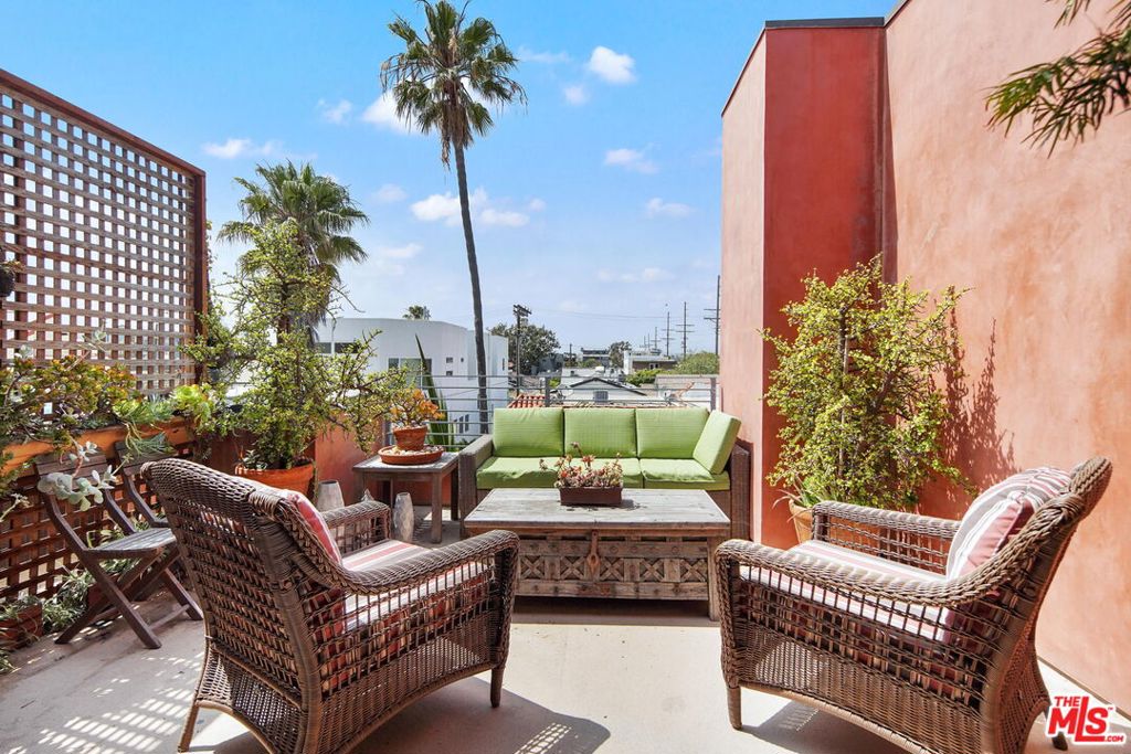 3401 PACIFIC Avenue 3