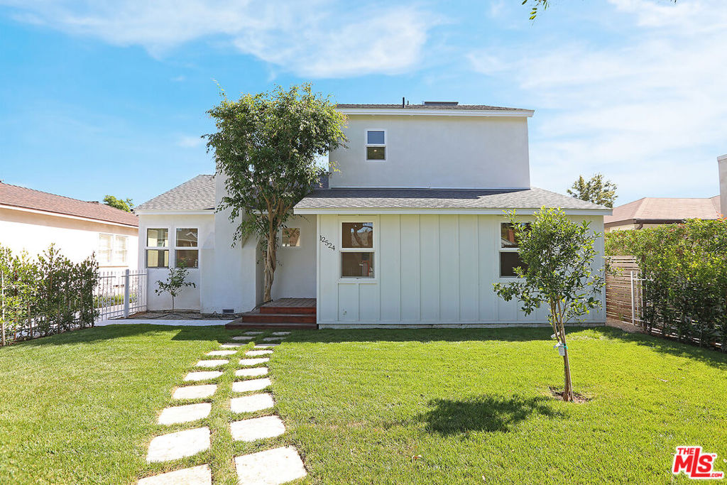 12524 WOODBINE Street