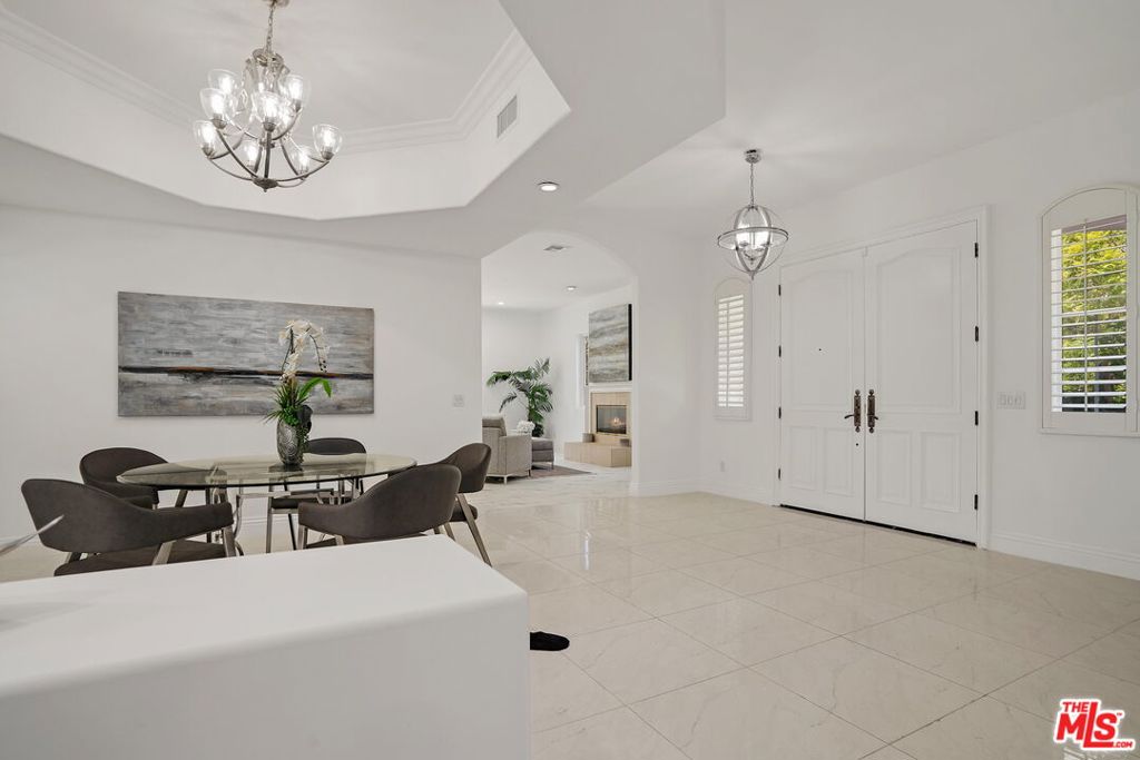 882 Harbor Crossing Lane