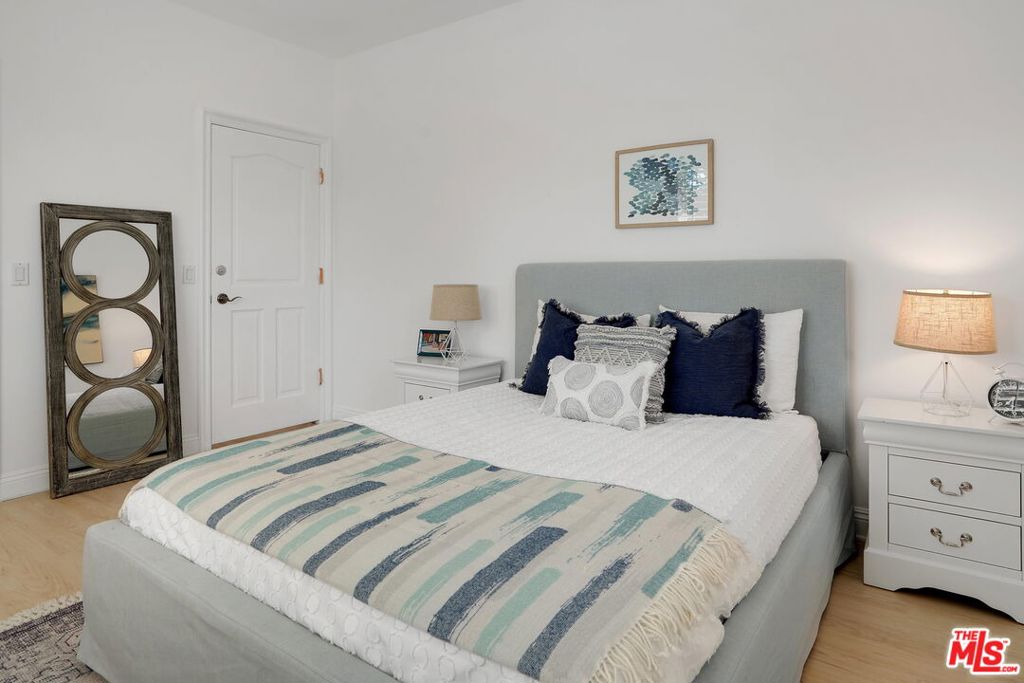 882 Harbor Crossing Lane