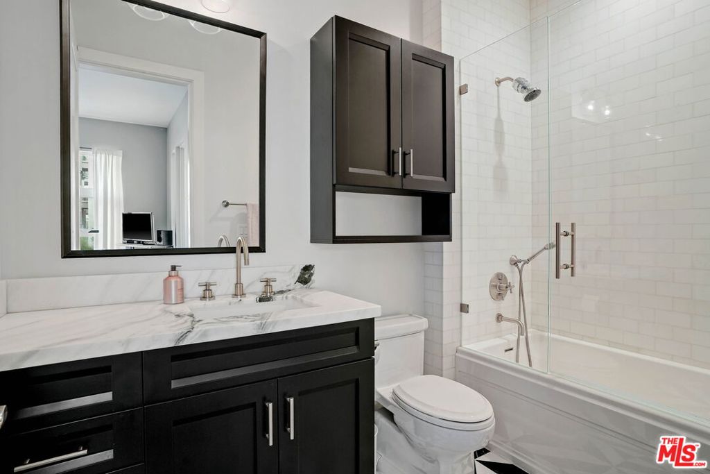 13015 Discovery Creek Dr