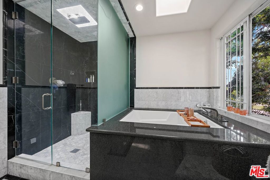 980 Harbor Crossing Lane