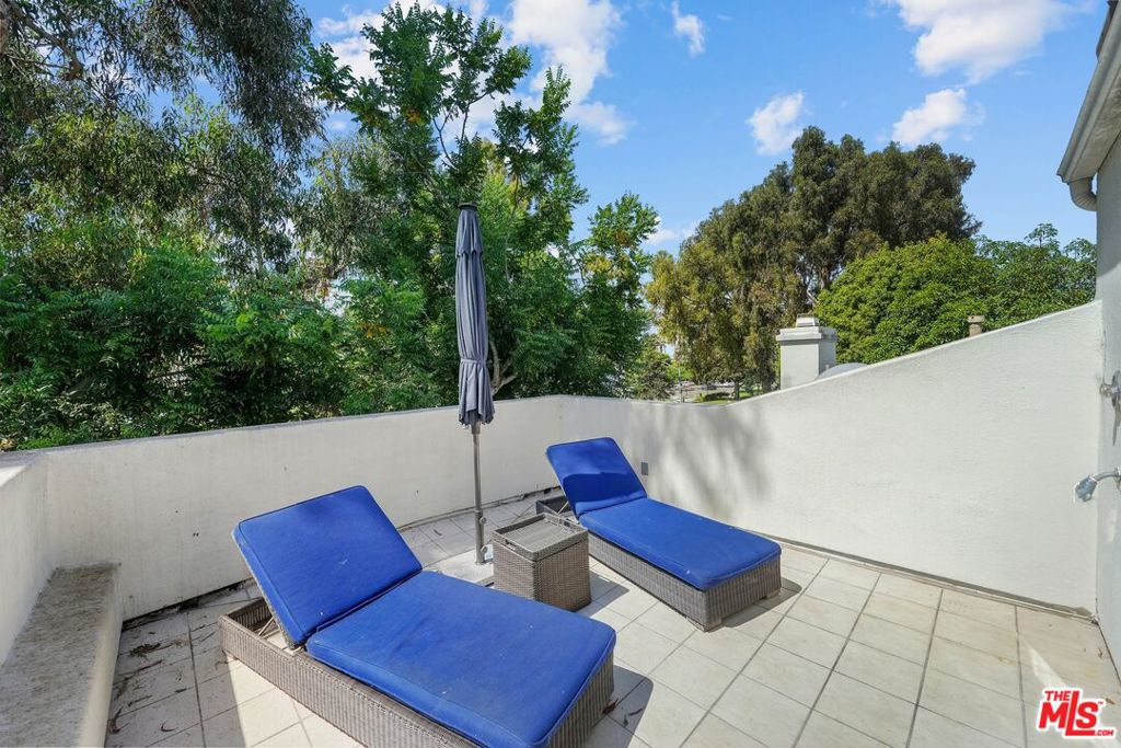 980 Harbor Crossing Lane