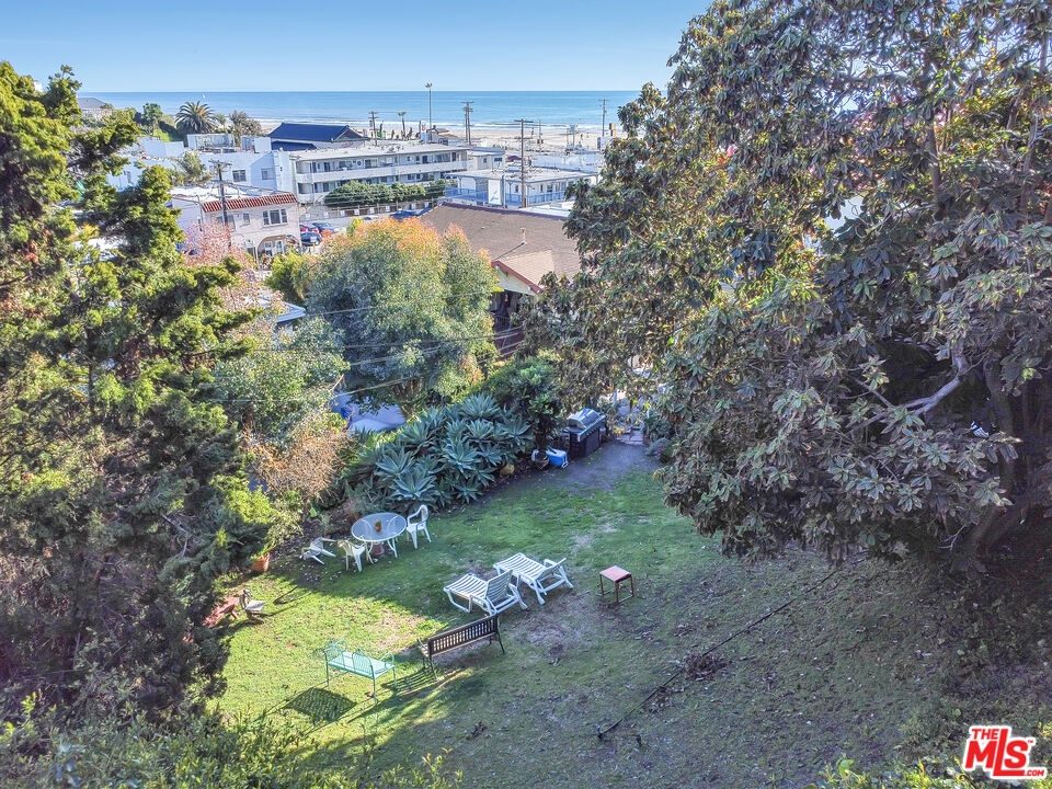 153 W Channel Rd