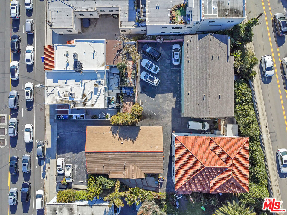 153 W Channel Rd