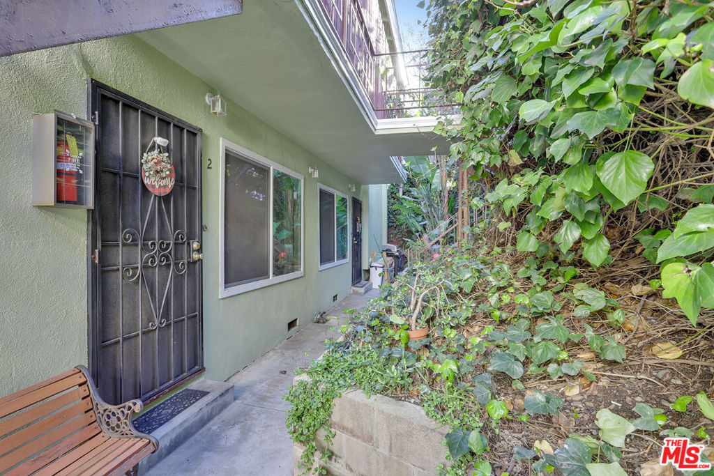153 W Channel Road