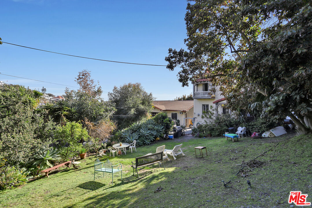 153 W Channel Rd