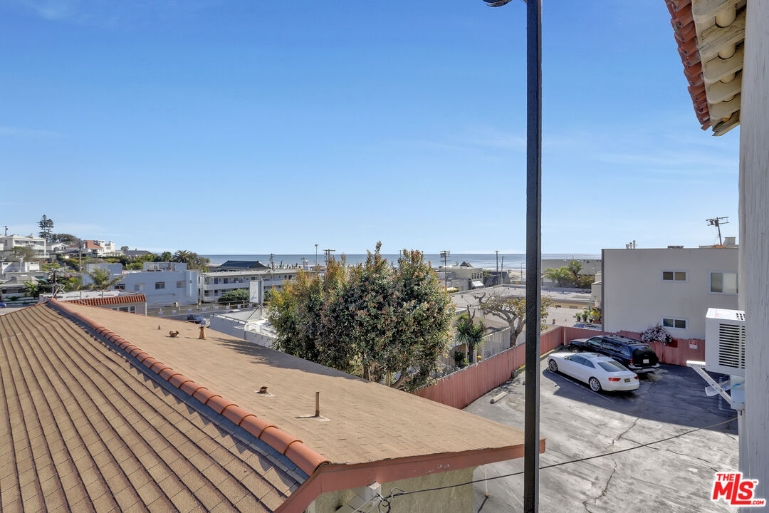 153 W Channel Rd