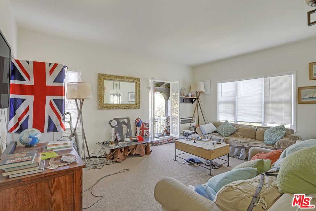 153 W Channel Road