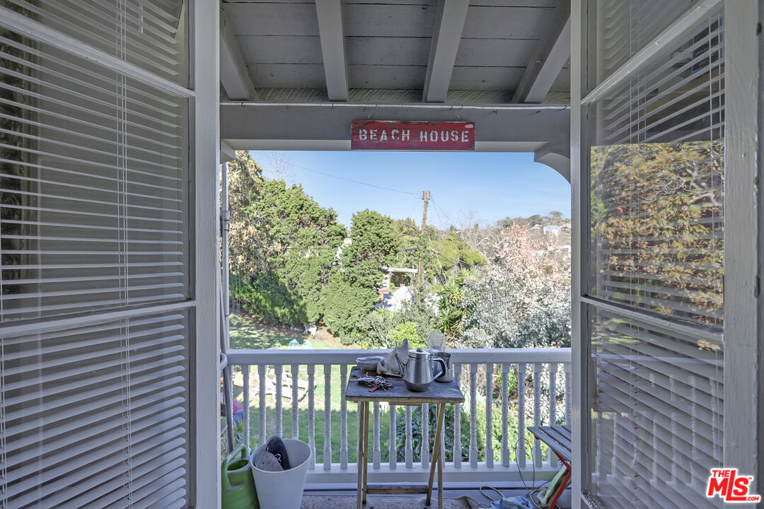 153 W Channel Rd
