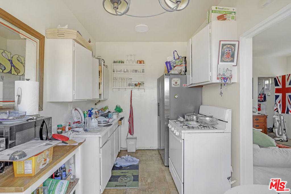 153 W Channel Road