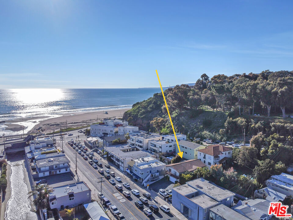 153 W Channel Road