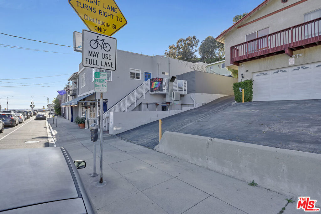 153 W Channel Road