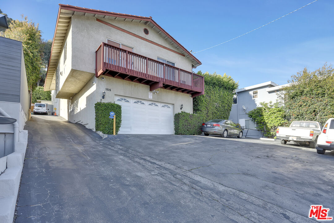 153 W Channel Rd