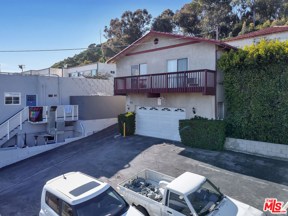 153 W Channel Rd