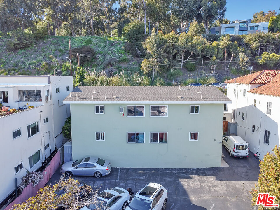 153 W Channel Rd
