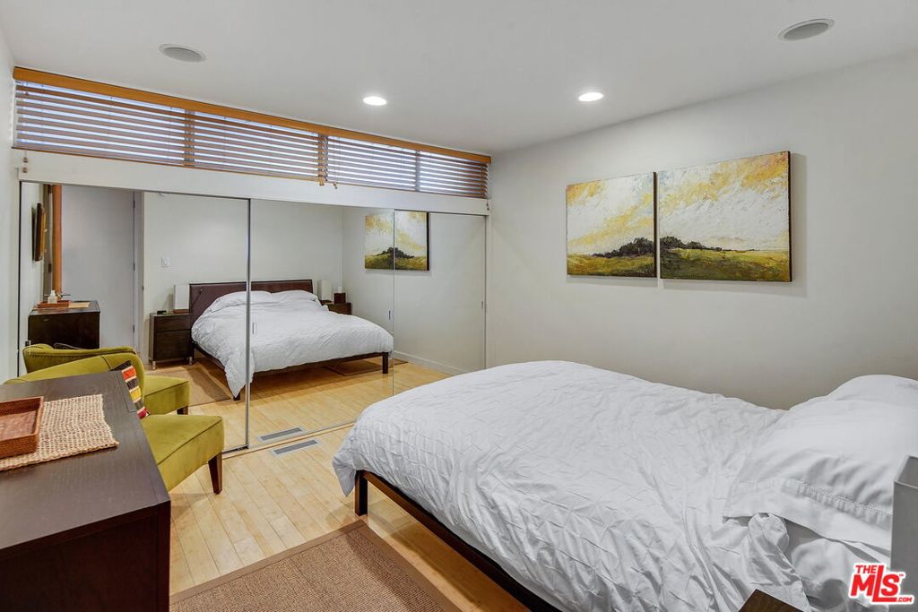 2 KETCH Street 102