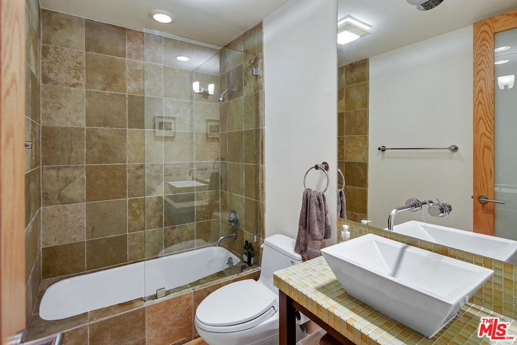 2 KETCH Street 102
