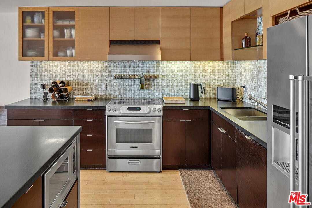 2 KETCH ST Unit: 102