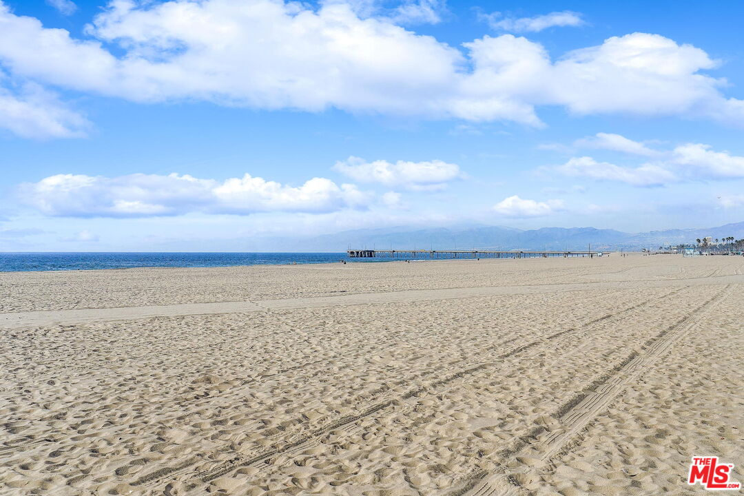 2 KETCH ST Unit: 102