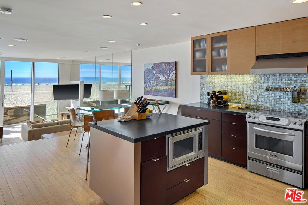 2 KETCH Street 102