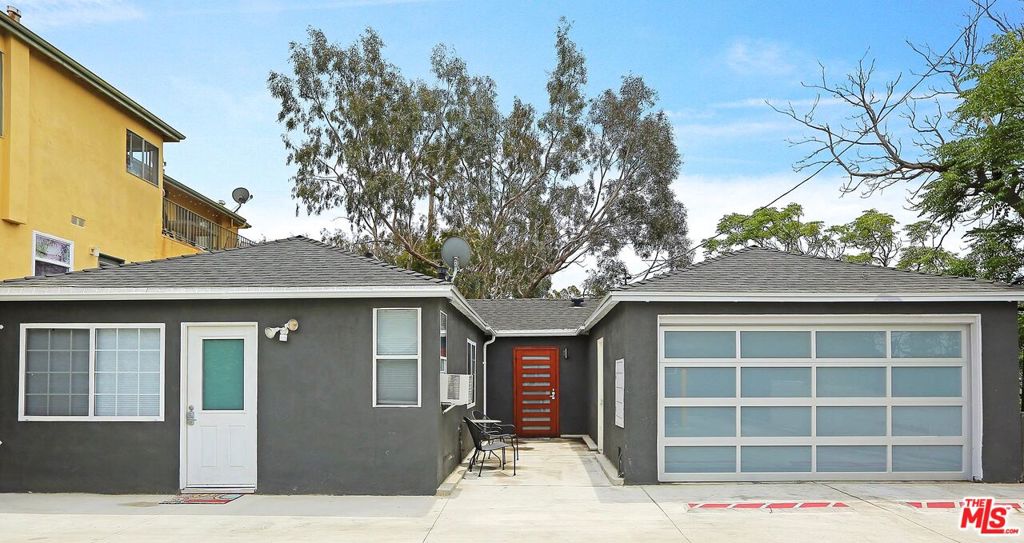 828 Hill Street