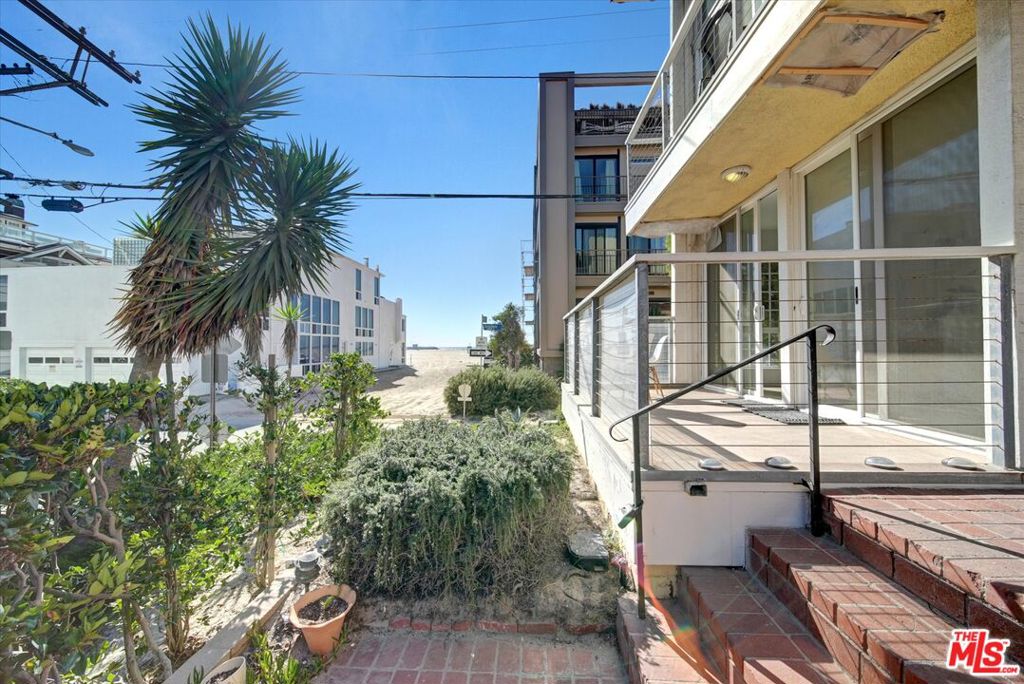 15 Spinnaker Street 101