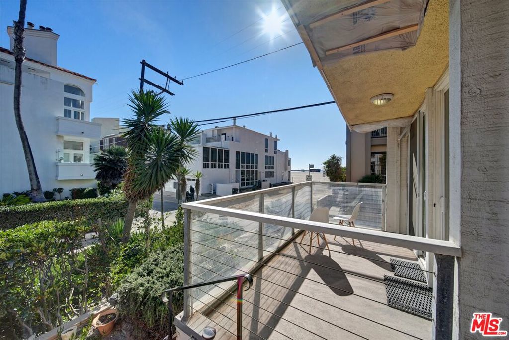 15 Spinnaker Street 101