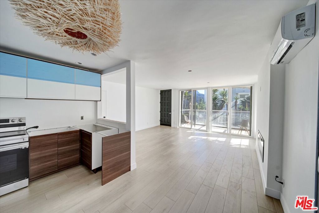 15 Spinnaker Street 101