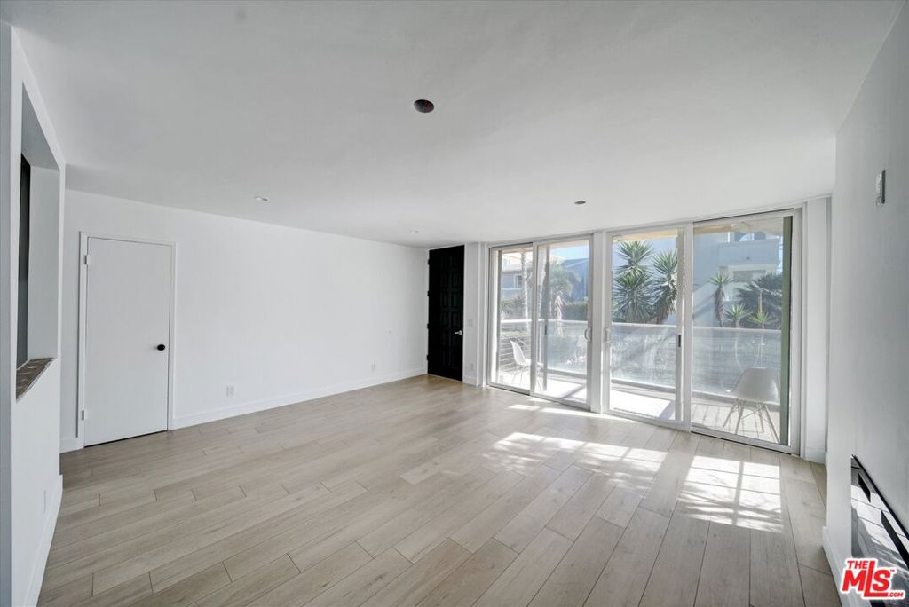 15 Spinnaker Street 101