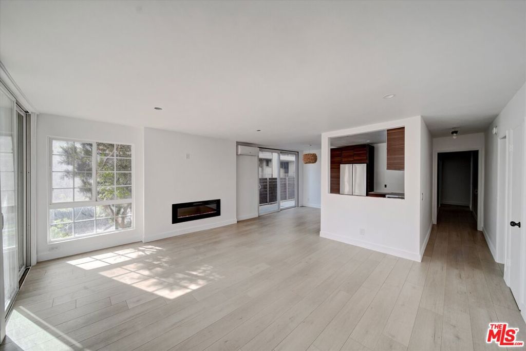 15 Spinnaker Street 101