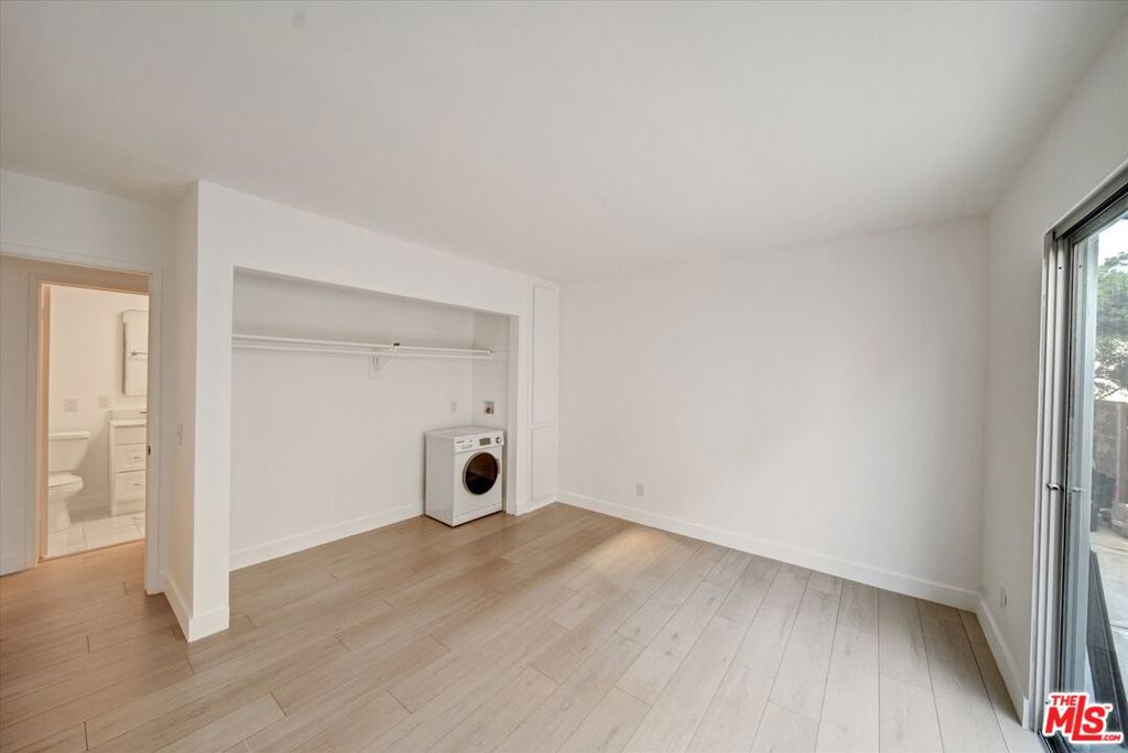 15 Spinnaker Street 101
