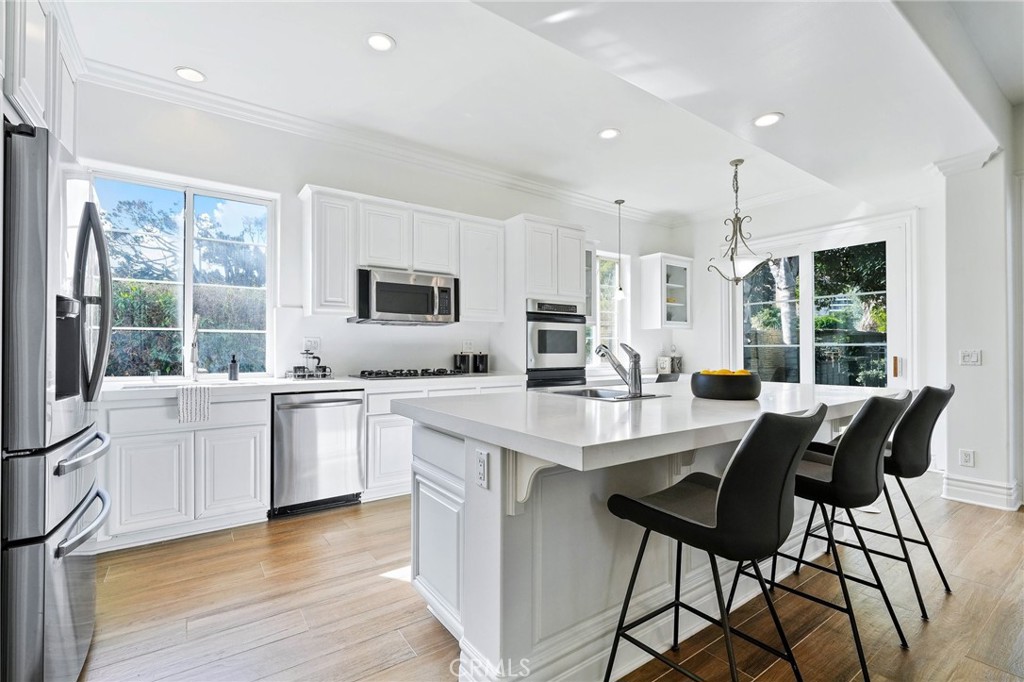 944 Harbor Crossing Lane