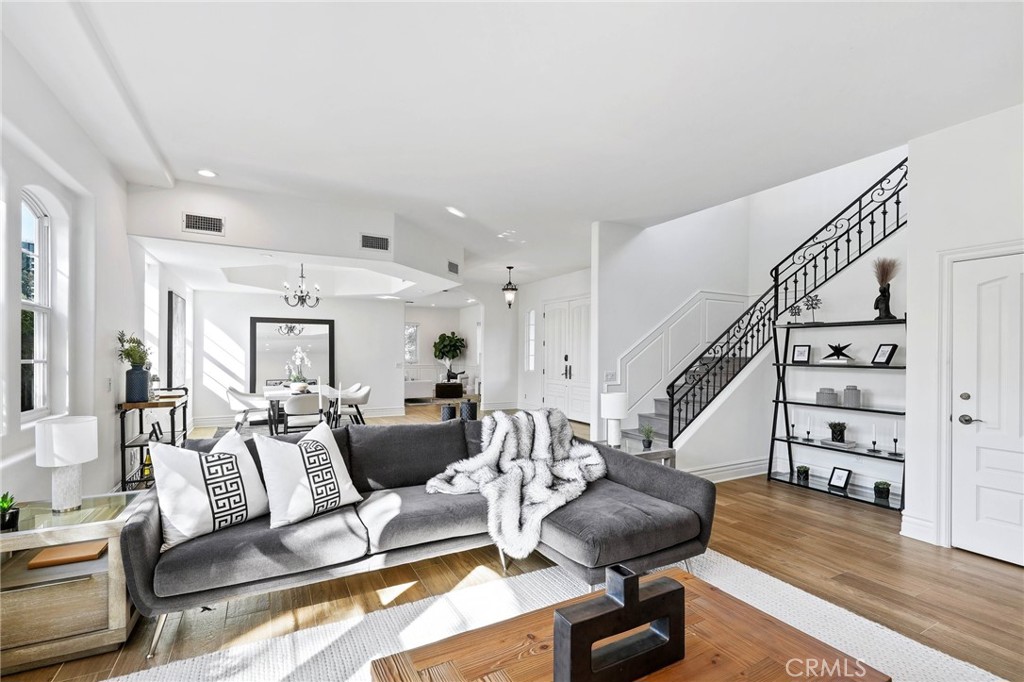 944 Harbor Crossing Lane