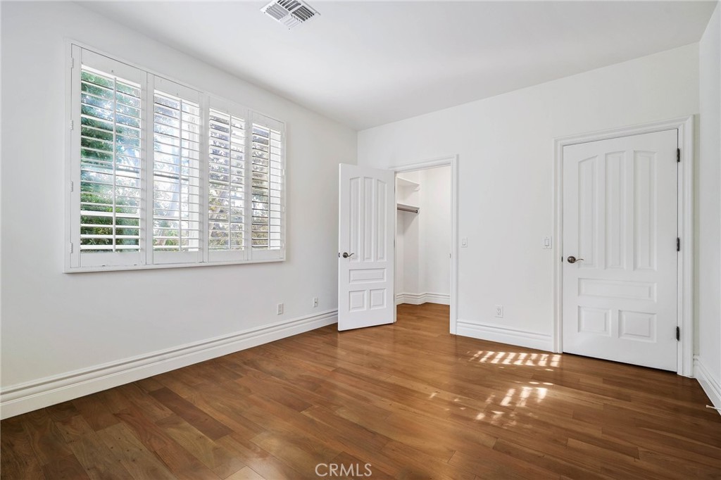 944 Harbor Crossing Lane