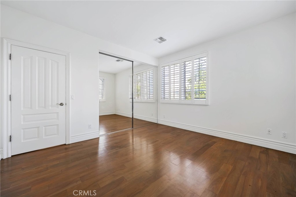 944 Harbor Crossing Lane