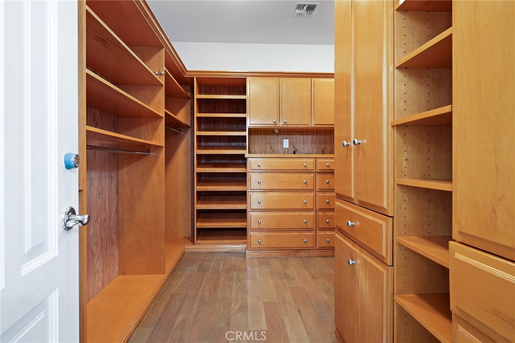 944 Harbor Crossing Lane