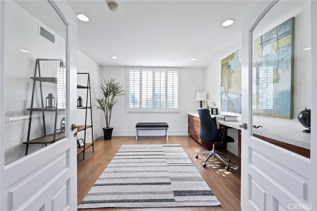 944 Harbor Crossing Lane