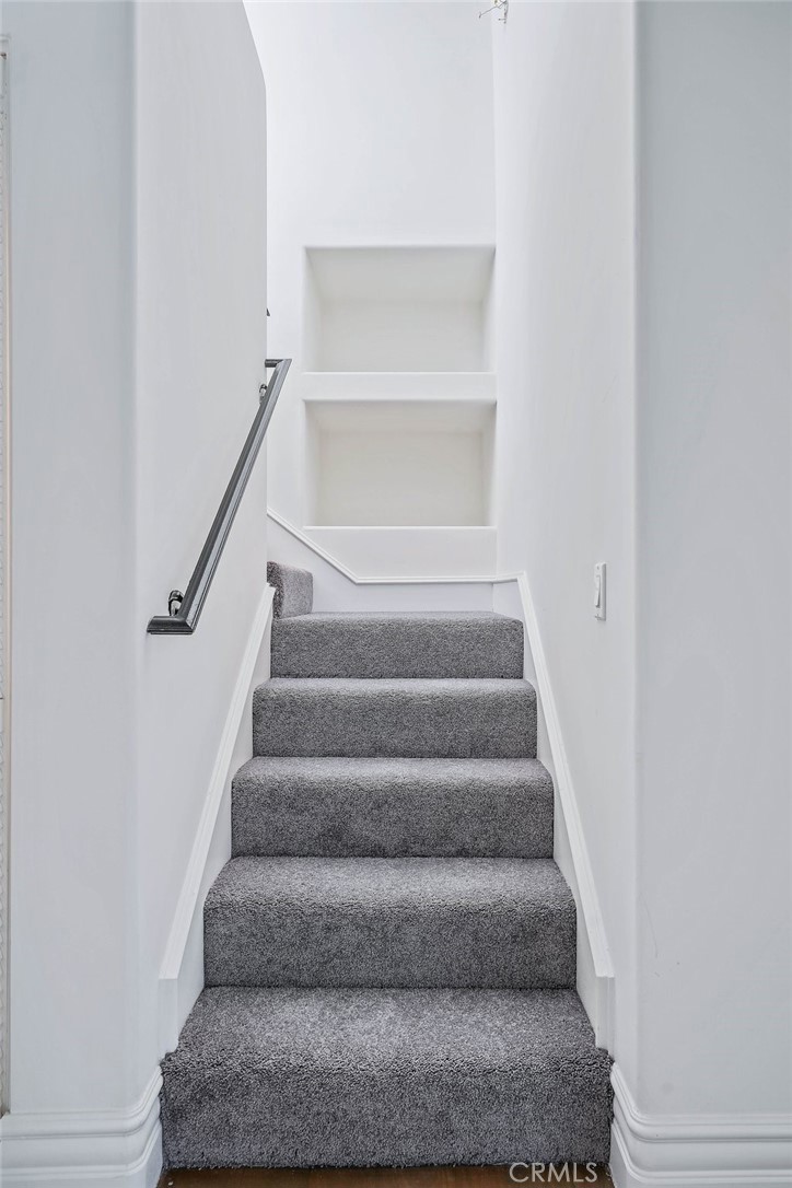 944 Harbor Crossing Lane