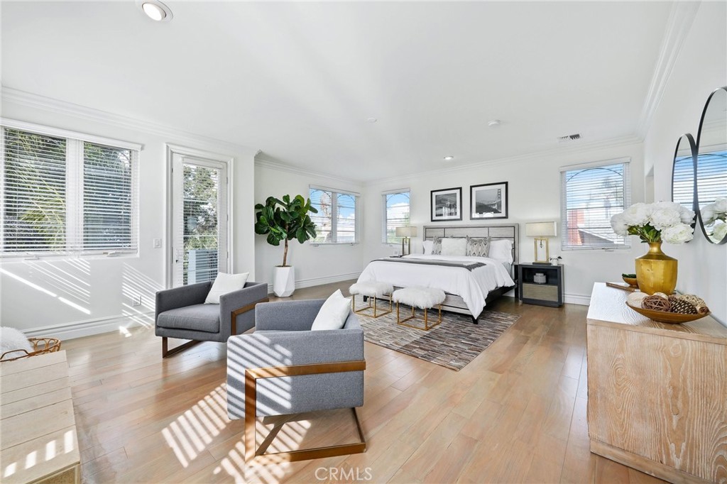 944 Harbor Crossing Lane