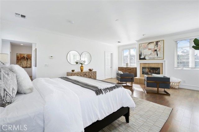 944 Harbor Crossing LN